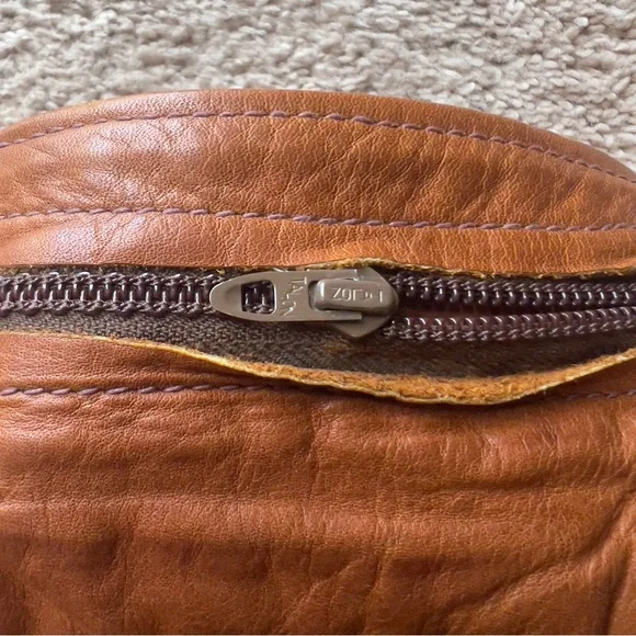 East West Musical Instruments Vintage 1970’s Tan leather Jacket Suede Interior L - Picture 10 of 13